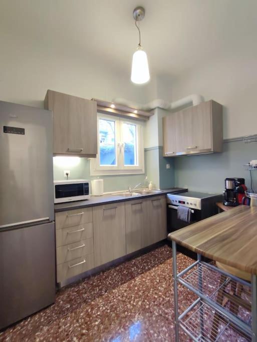 Volos Center, St Nicholas Square, Xenios المظهر الخارجي الصورة