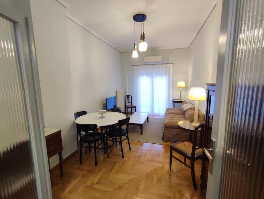 Volos Center, St Nicholas Square, Xenios المظهر الخارجي الصورة